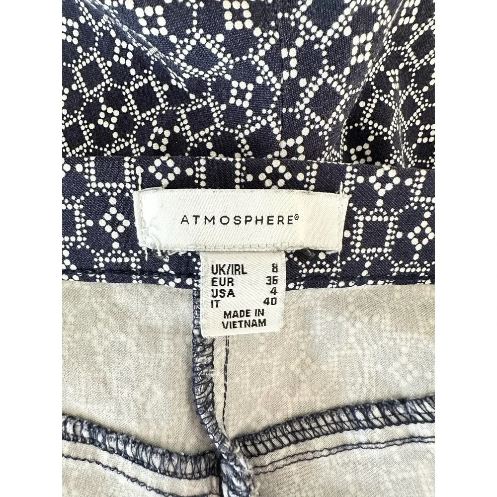 Atmosphere Slim Leg Patterned Pant Sz. 4 - Picture 2 of 4